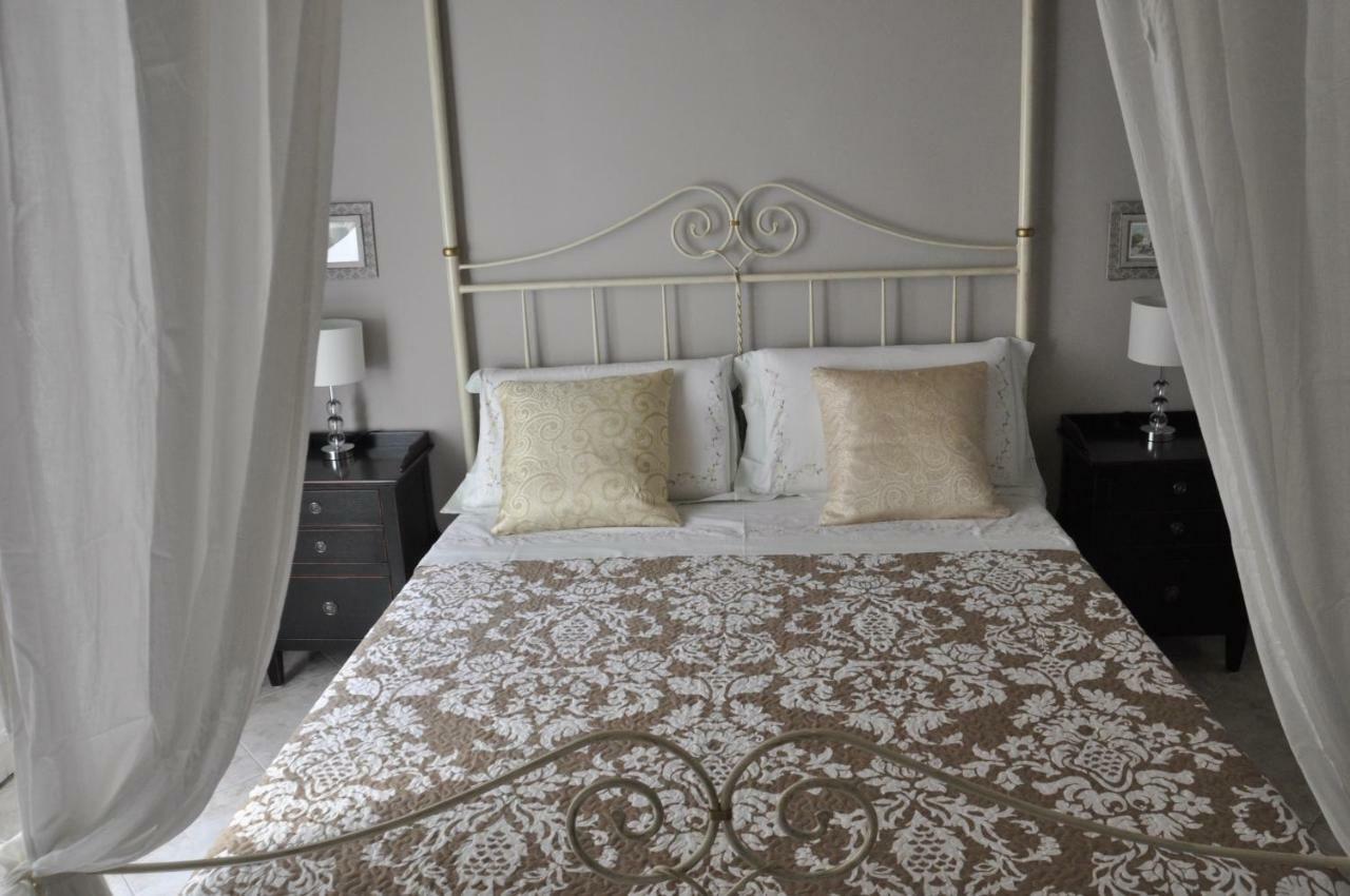New Romantic Suite Кальяри Экстерьер фото